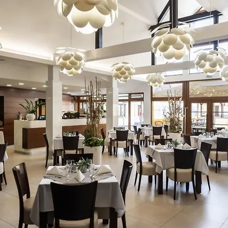 فندق Sladovna سيرنا هورا