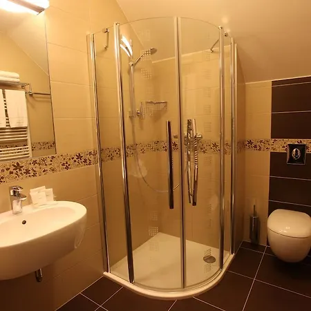 Sladovna 4* سيرنا هورا