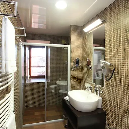 Sladovna 4* سيرنا هورا