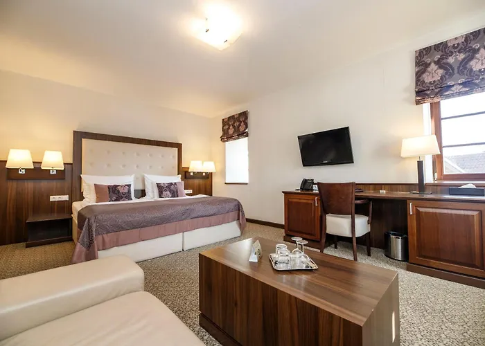 Sladovna Hotell 4*